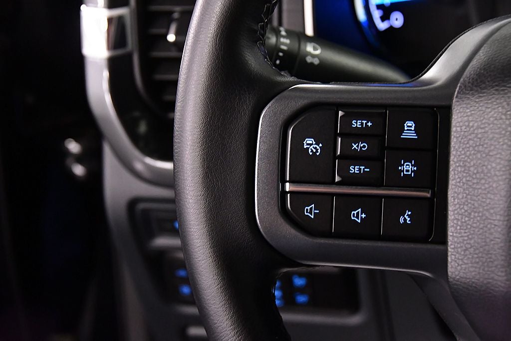 2023 Ford F-150 XLT Sport 5-1/2' Box