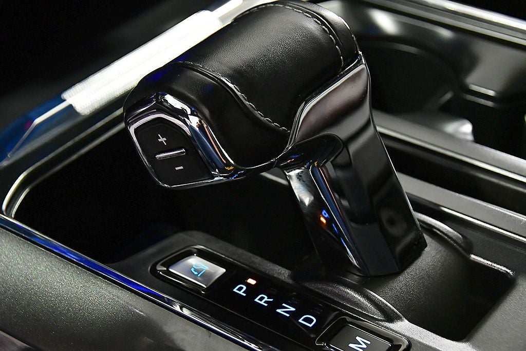 2023 Ford F-150 Lariat Sport 6-1/2' Box