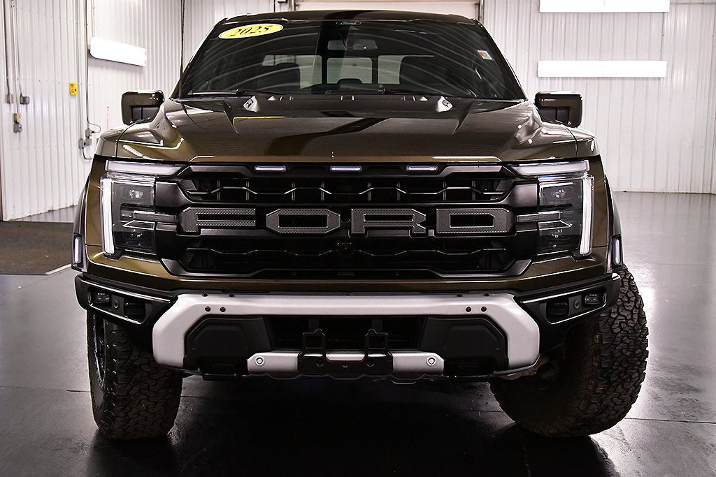 2025 Ford F-150 Raptor 37 5-1/2' Box
