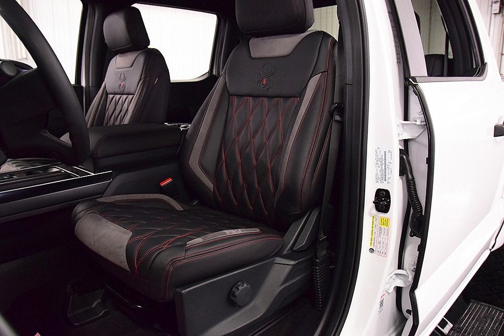 2025 Ford F-150 STX 5-1/2' Box