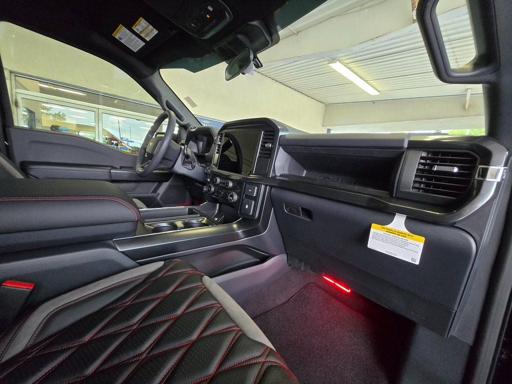 2025 Ford F-150 STX 5-1/2' Box