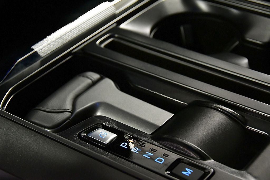 2025 Ford F-150 Lariat 5-1/2' Box
