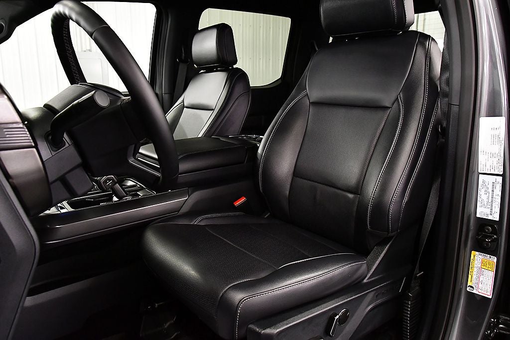2025 Ford F-150 Lariat 5-1/2' Box