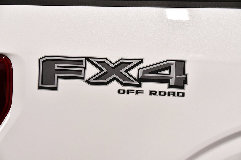 2025 Ford F-150 Lariat 5-1/2' Box