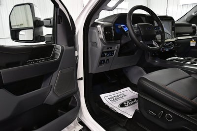 2025 Ford F-150 Lariat 5-1/2' Box