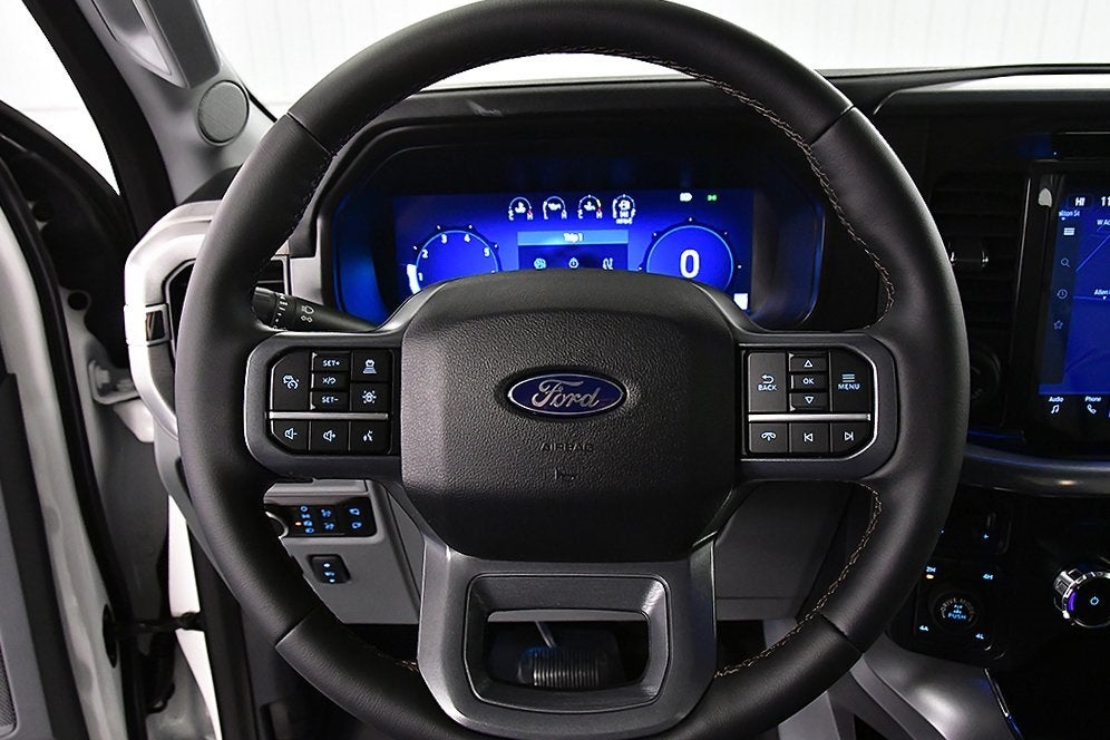 2025 Ford F-150 Lariat 5-1/2' Box