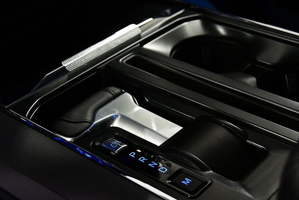 2025 Ford F-150 Lariat 5-1/2' Box