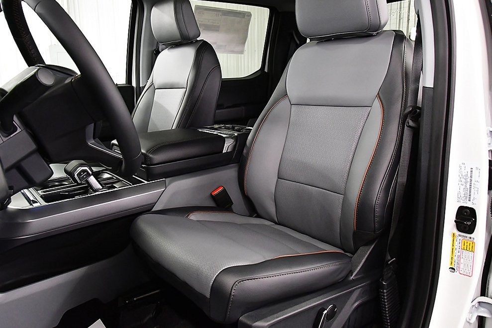 2025 Ford F-150 Lariat 5-1/2' Box