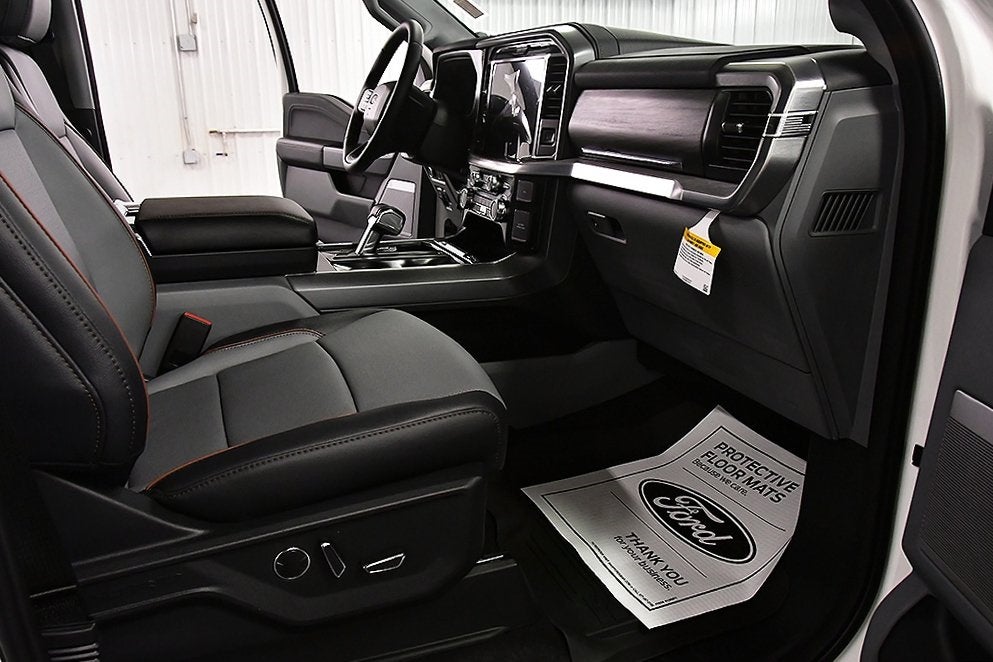 2025 Ford F-150 Lariat 5-1/2' Box