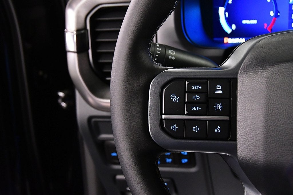 2025 Ford F-150 Lariat 5-1/2' Box