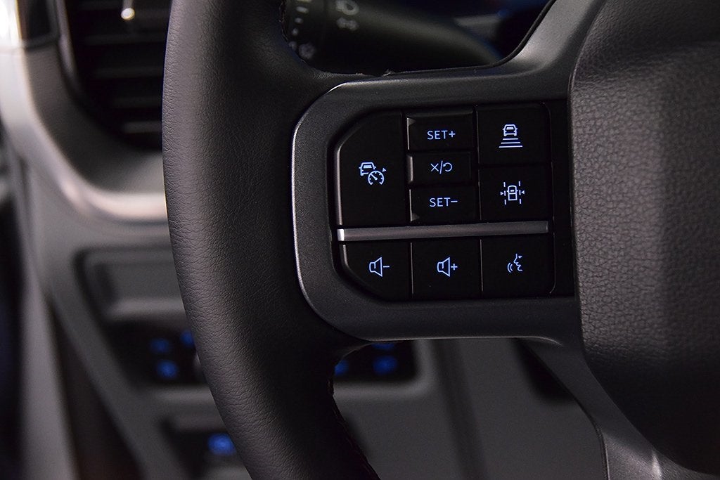 2025 Ford F-150 Lariat 5-1/2' Box