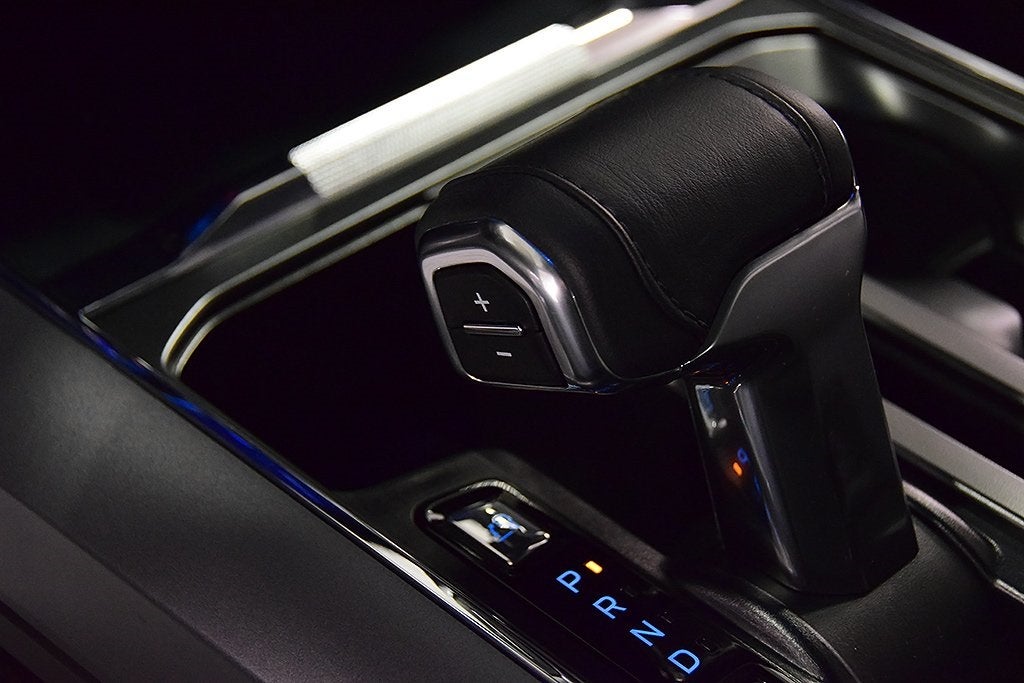 2025 Ford F-150 Lariat 5-1/2' Box