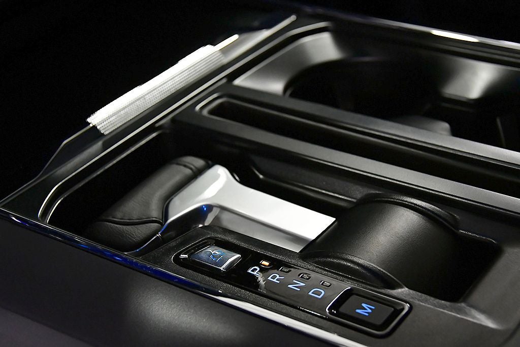 2025 Ford F-150 Lariat 5-1/2' Box
