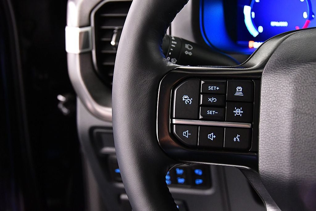 2025 Ford F-150 Platinum 5-1/2' Box