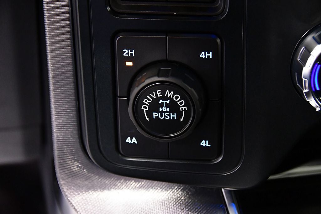 2025 Ford F-150 Platinum 5-1/2' Box