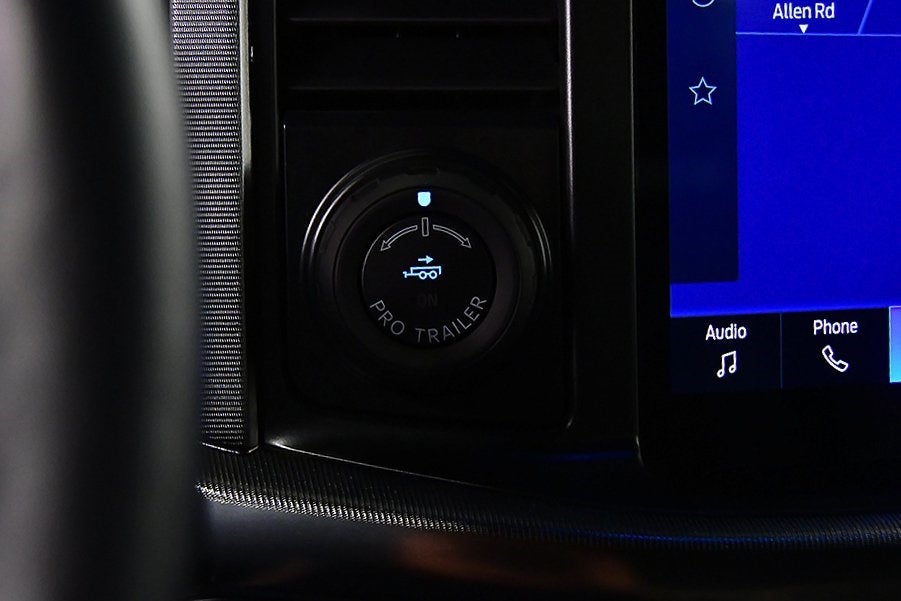 2025 Ford F-150 Platinum 5-1/2' Box