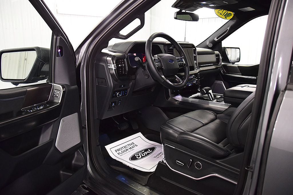 2025 Ford F-150 Platinum 5-1/2' Box