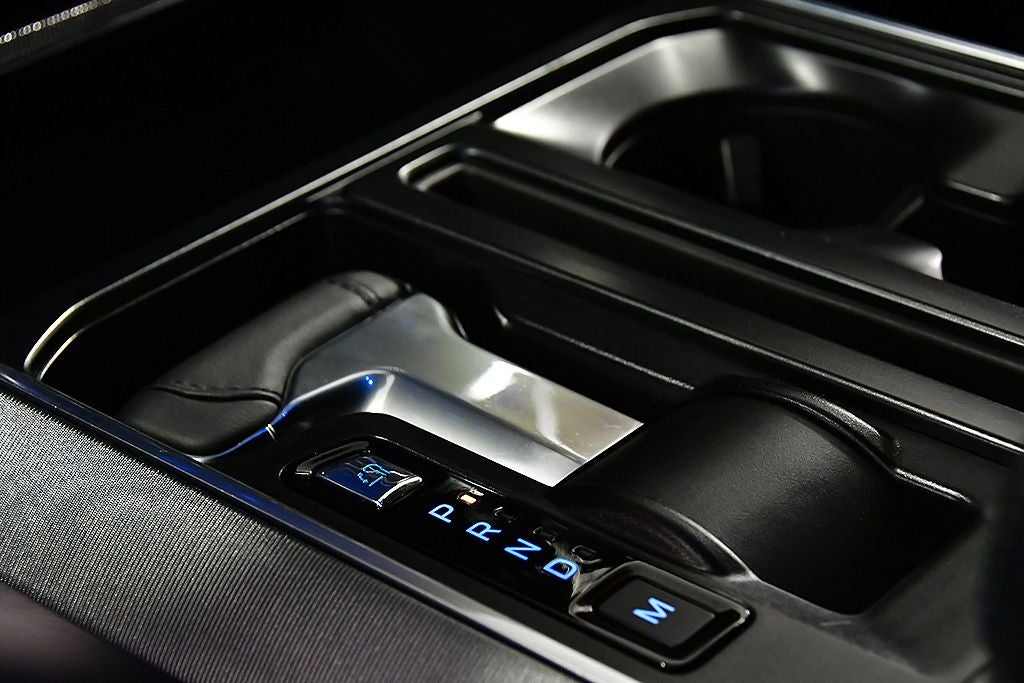 2025 Ford F-150 Platinum 5-1/2' Box