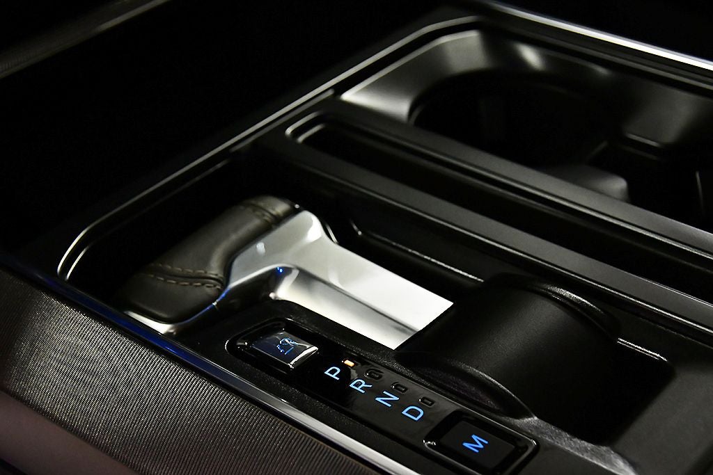 2025 Ford F-150 Platinum 5-1/2' Box