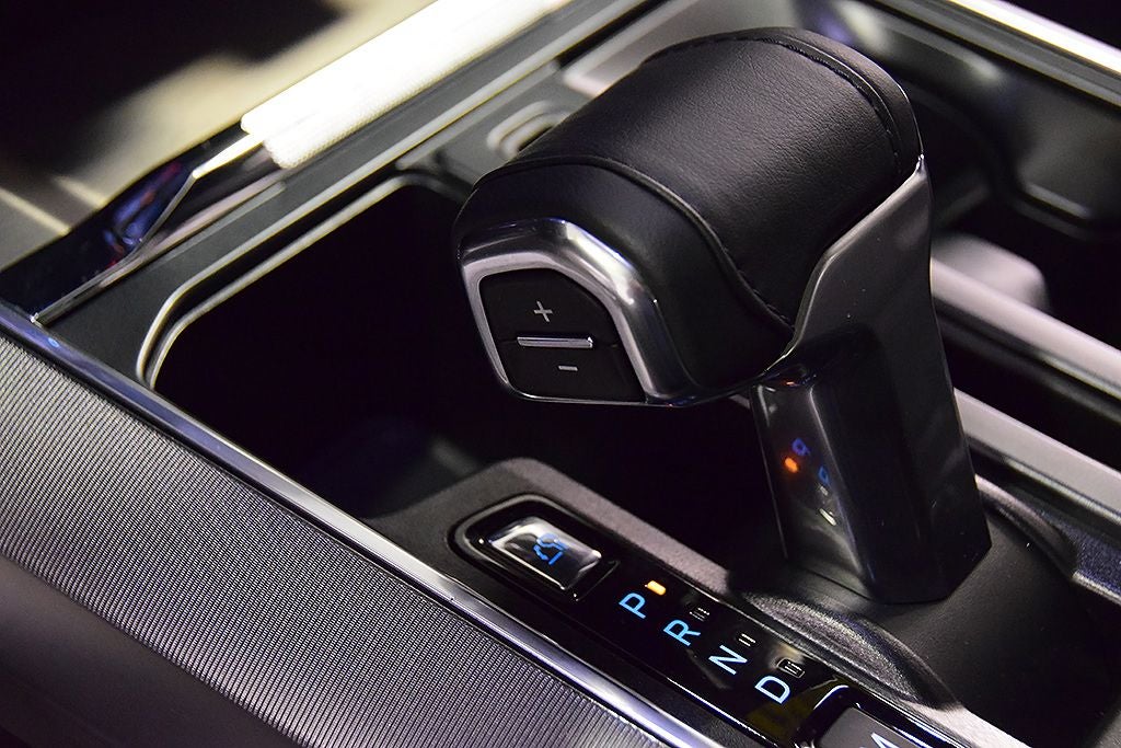 2025 Ford F-150 Platinum 5-1/2' Box