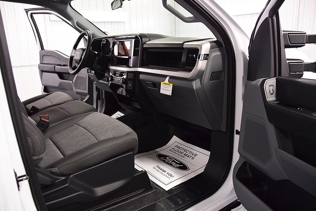 2026 Ford F-250SD XL 8' Box