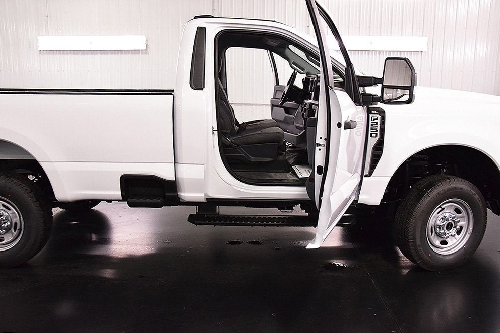 2026 Ford F-250SD XL 8' Box
