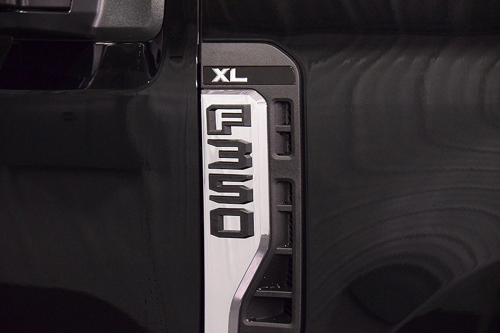 2026 Ford F-350SD XL 8' Box