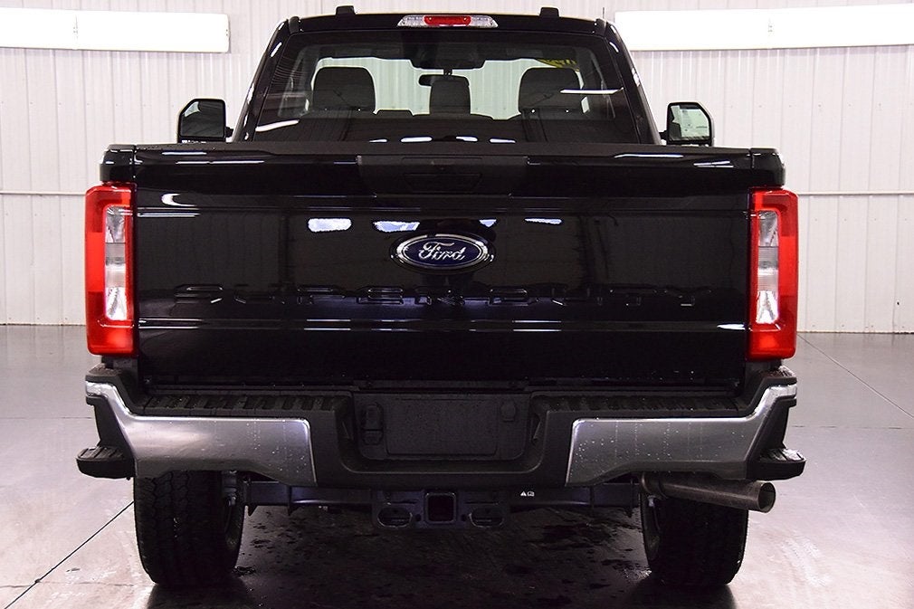 2026 Ford F-350SD XL 8' Box