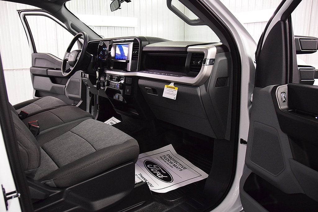 2026 Ford F-350SD XL 8' Box