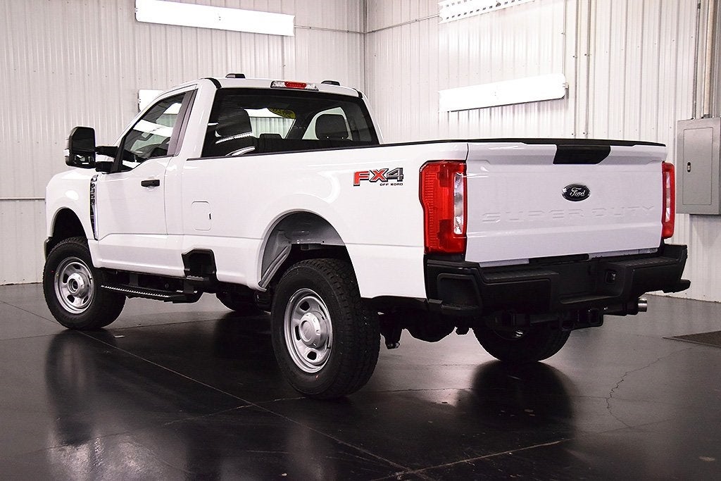 2026 Ford F-350SD XL 8' Box