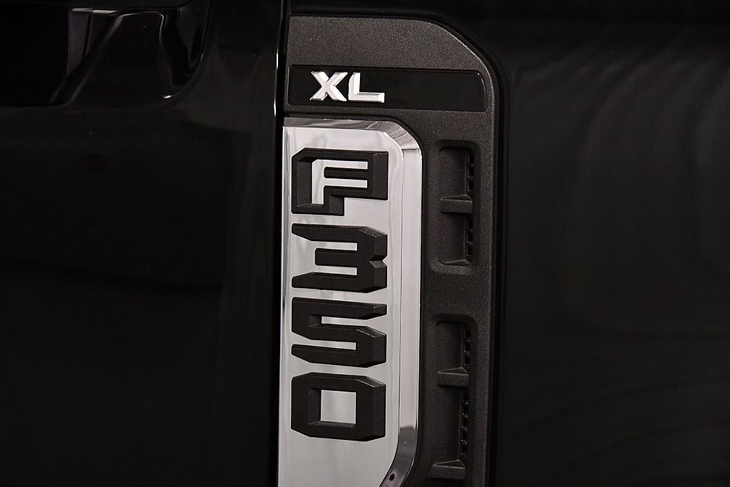 2024 Ford F-350SD XL 8' Box