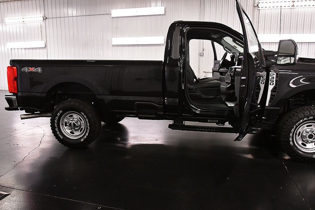 2024 Ford F-350SD XL 8' Box