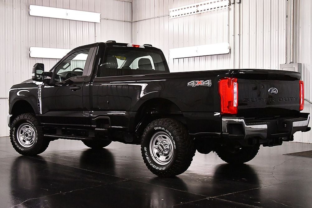 2024 Ford F-350SD XL 8' Box