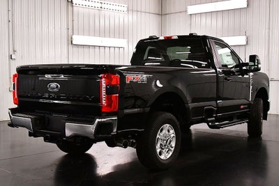 2026 Ford F-350SD XLT 8' Box