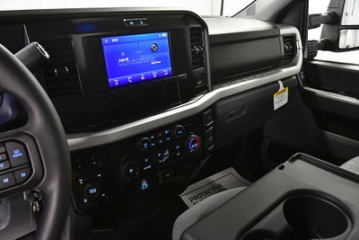 2026 Ford F-350SD XLT 8' Box