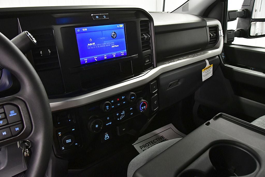 2026 Ford F-350SD XLT 8' Box