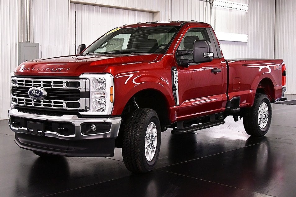 2026 Ford F-350SD XLT 8' Box