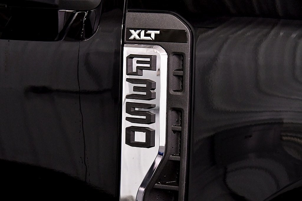 2026 Ford F-350SD XLT 8' Box