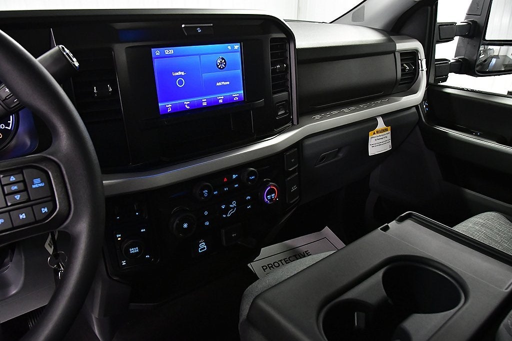 2026 Ford F-350SD XLT 8' Box