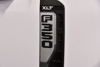 2027 Ford F-350SD XLT 8' Box