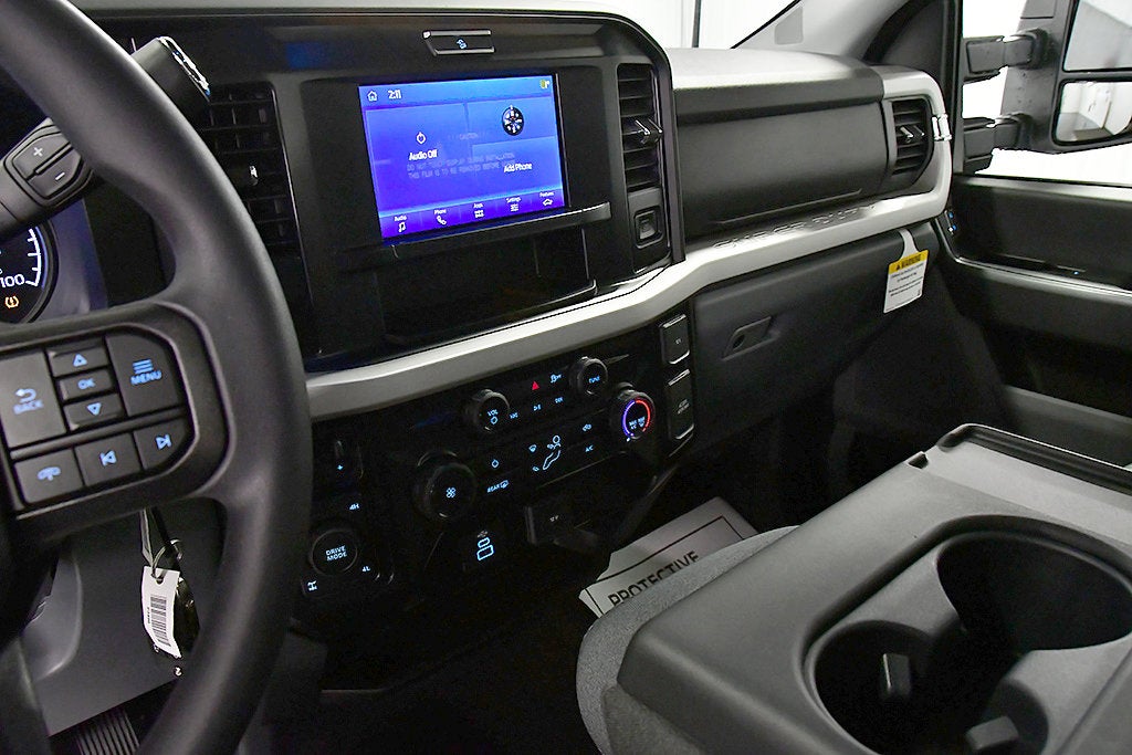 2027 Ford F-350SD XLT 8' Box