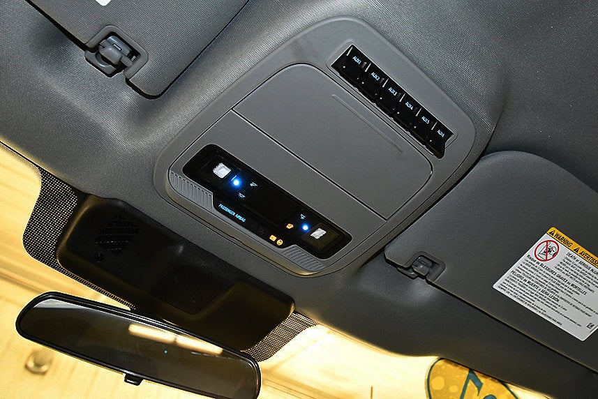 2027 Ford F-350SD XLT 8' Box