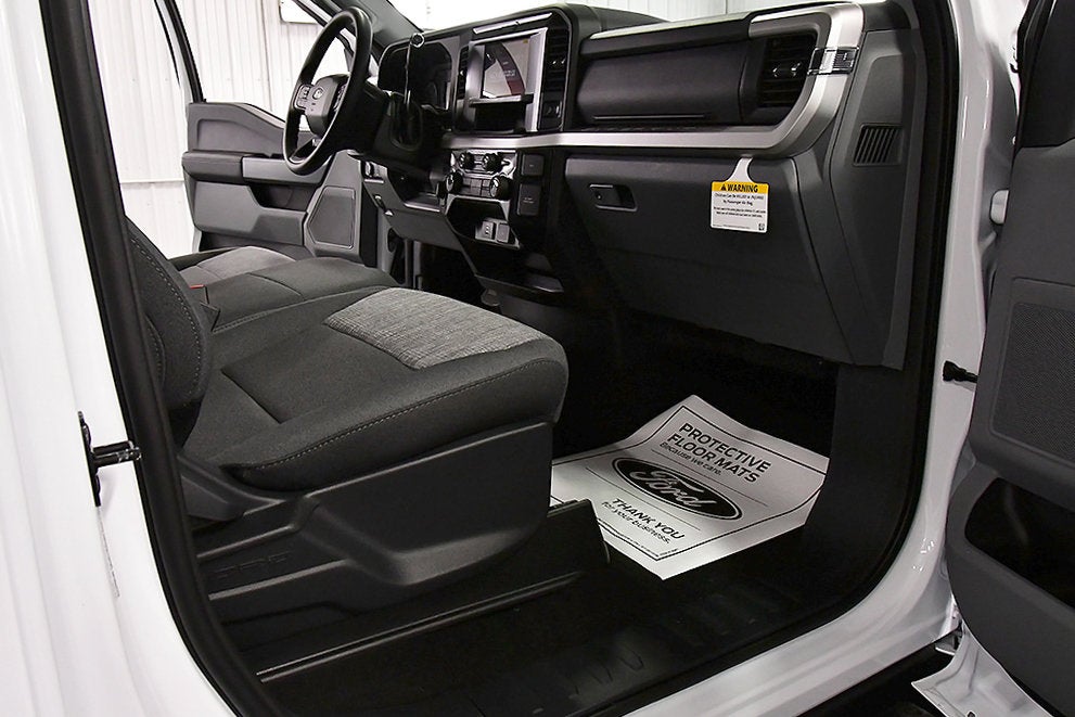2027 Ford F-350SD XLT 8' Box