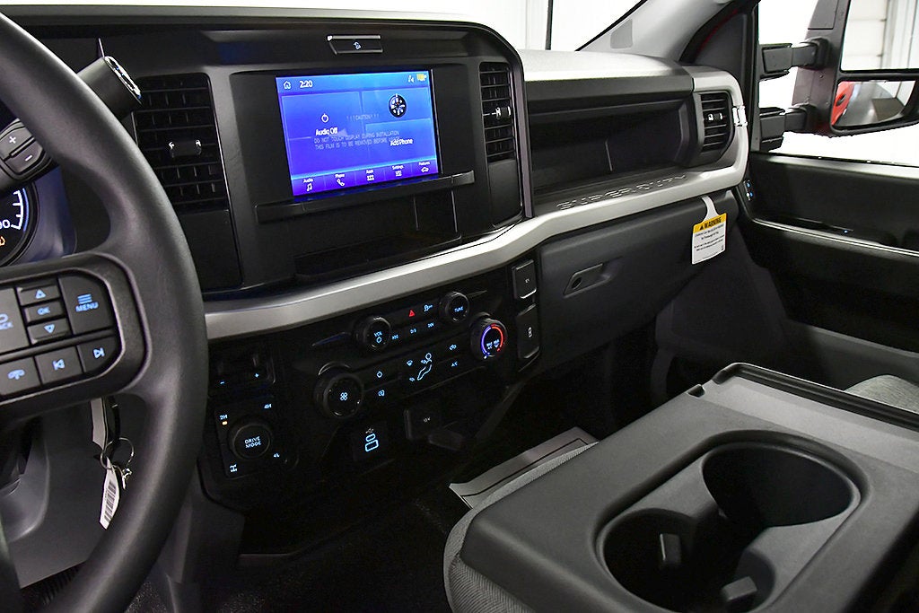 2027 Ford F-350SD XL 8' Box