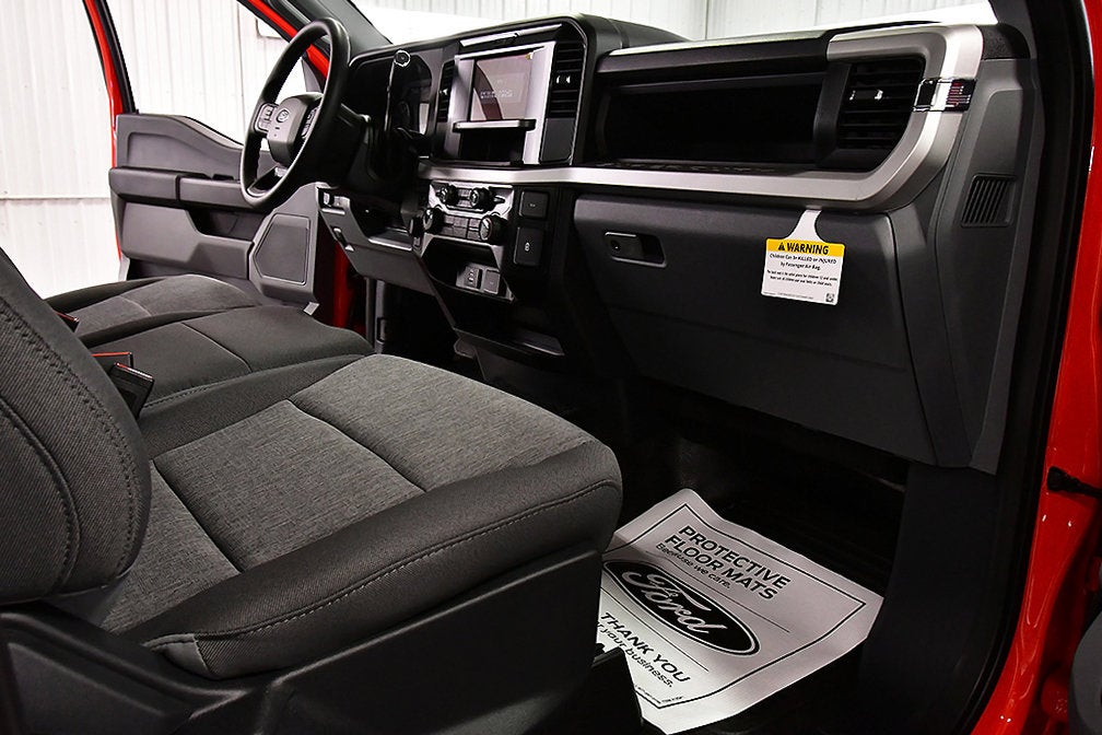 2027 Ford F-350SD XL 8' Box