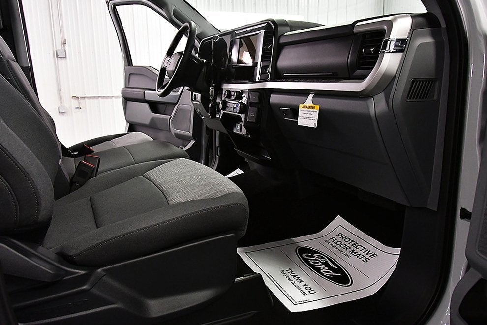 2026 Ford F-350SD XLT 8' Box