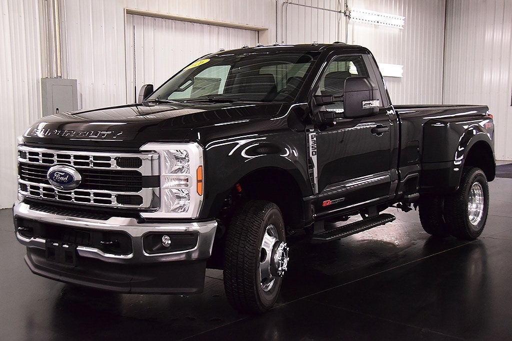 2026 Ford F-350SD XLT DRW 8' Box
