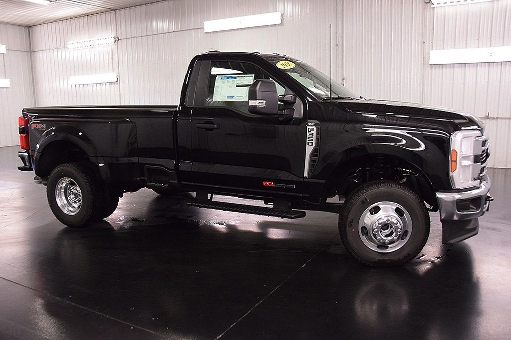 2026 Ford F-350SD XLT DRW 8' Box