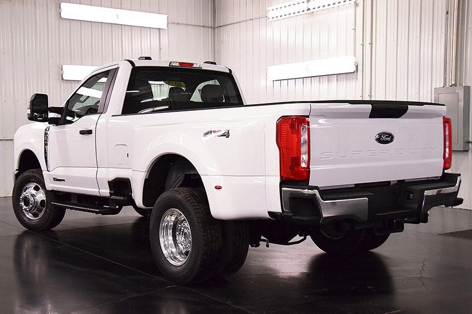 2026 Ford F-350SD XL DRW 8' Box