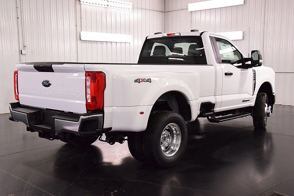 2026 Ford F-350SD XL DRW 8' Box